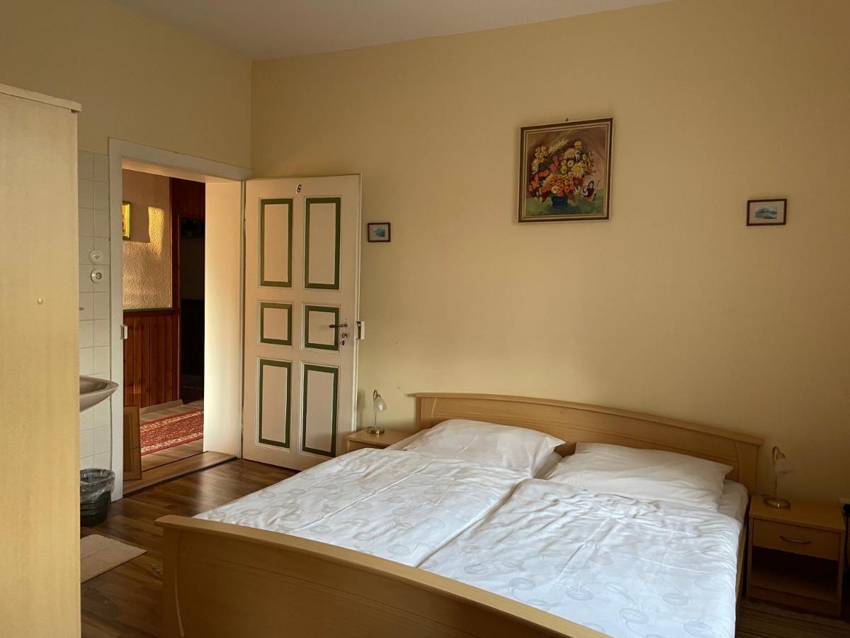 Gaestehaus Gut Frauendorf Windorf  Buitenkant foto