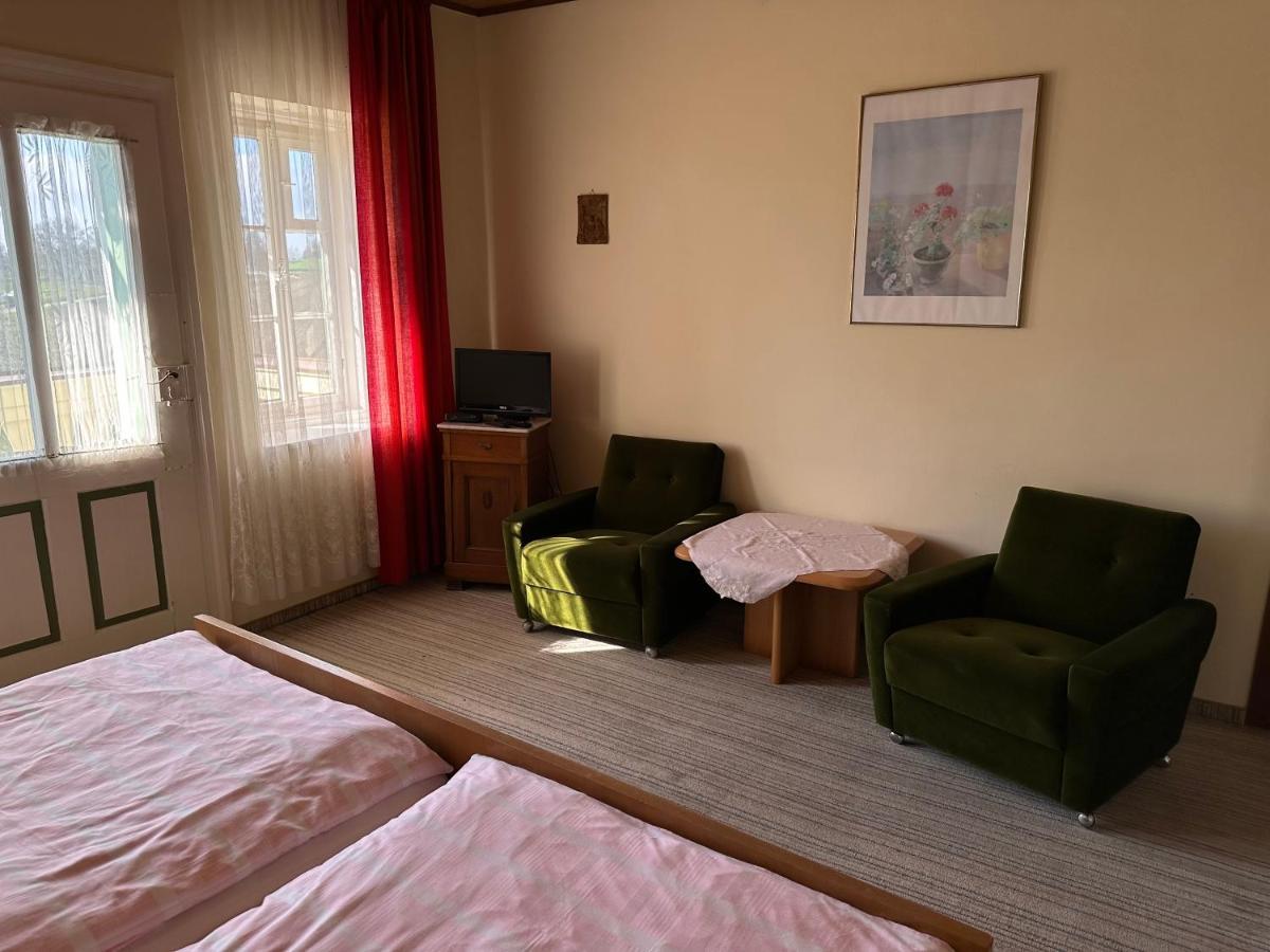 Gaestehaus Gut Frauendorf Windorf  Buitenkant foto